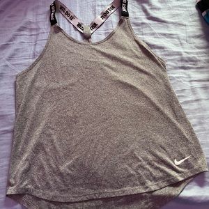 grey nike women’s tank top!